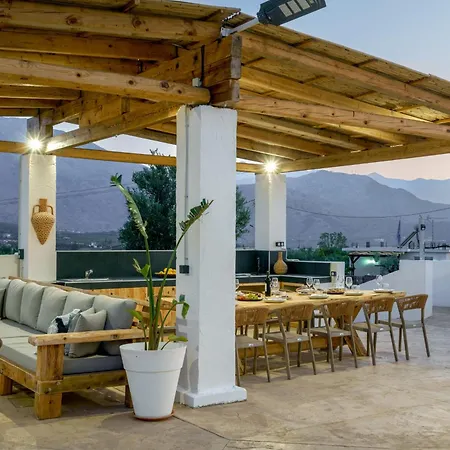 Yammas, 5-bedroom Stone With Private Pool, Walking Distance From *