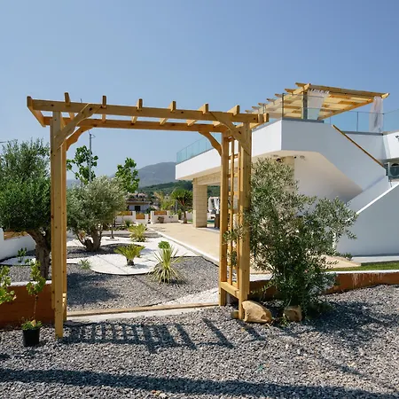 Yammas, 5-bedroom Stone With Private Pool, Walking Distance From Drámia