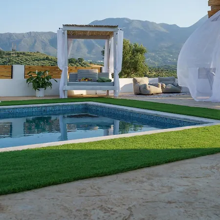 Yammas, 5-bedroom Stone With Private Pool, Walking Distance From Drámia