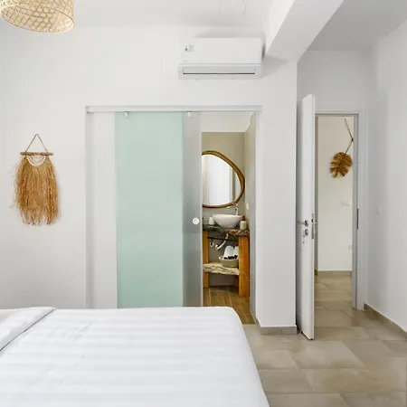 Yammas, 5-bedroom Stone With Private Pool, Walking Distance From * Drámia